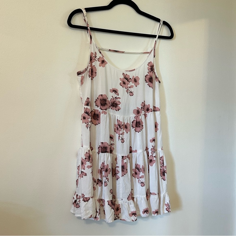 Brandy Melville White & Light Purple Floral Backless Dress - One Size